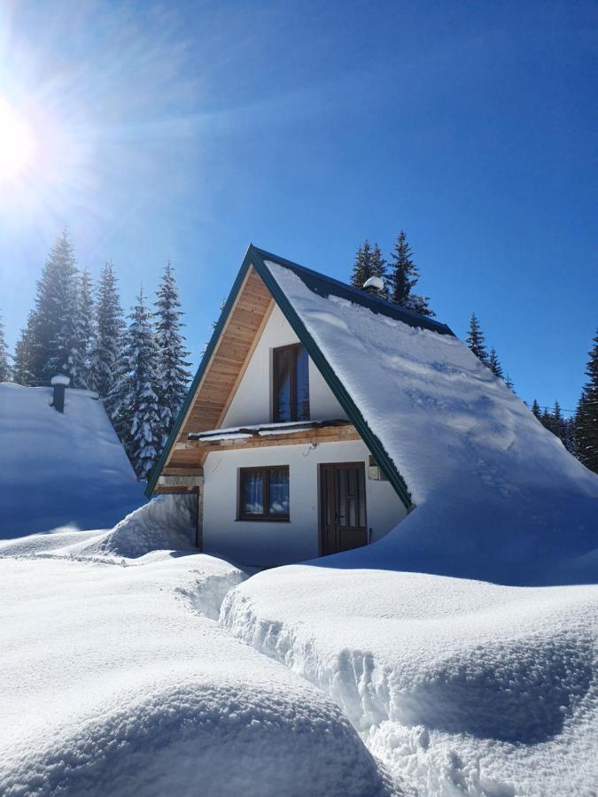 Ville Uskoci Zabljak  Exterior photo